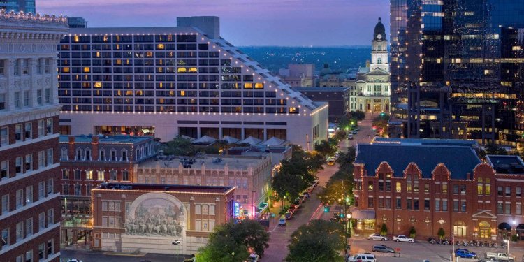 Downtown Fort Worth hotels